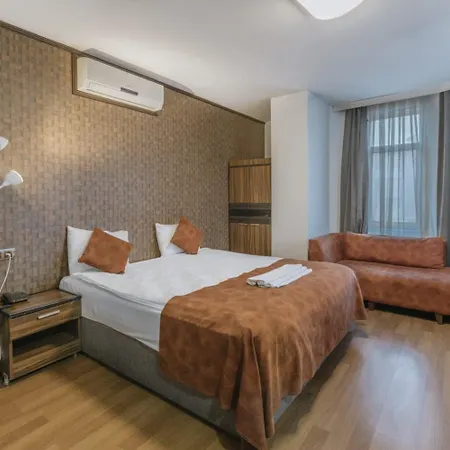 Hotel Atabay 3*